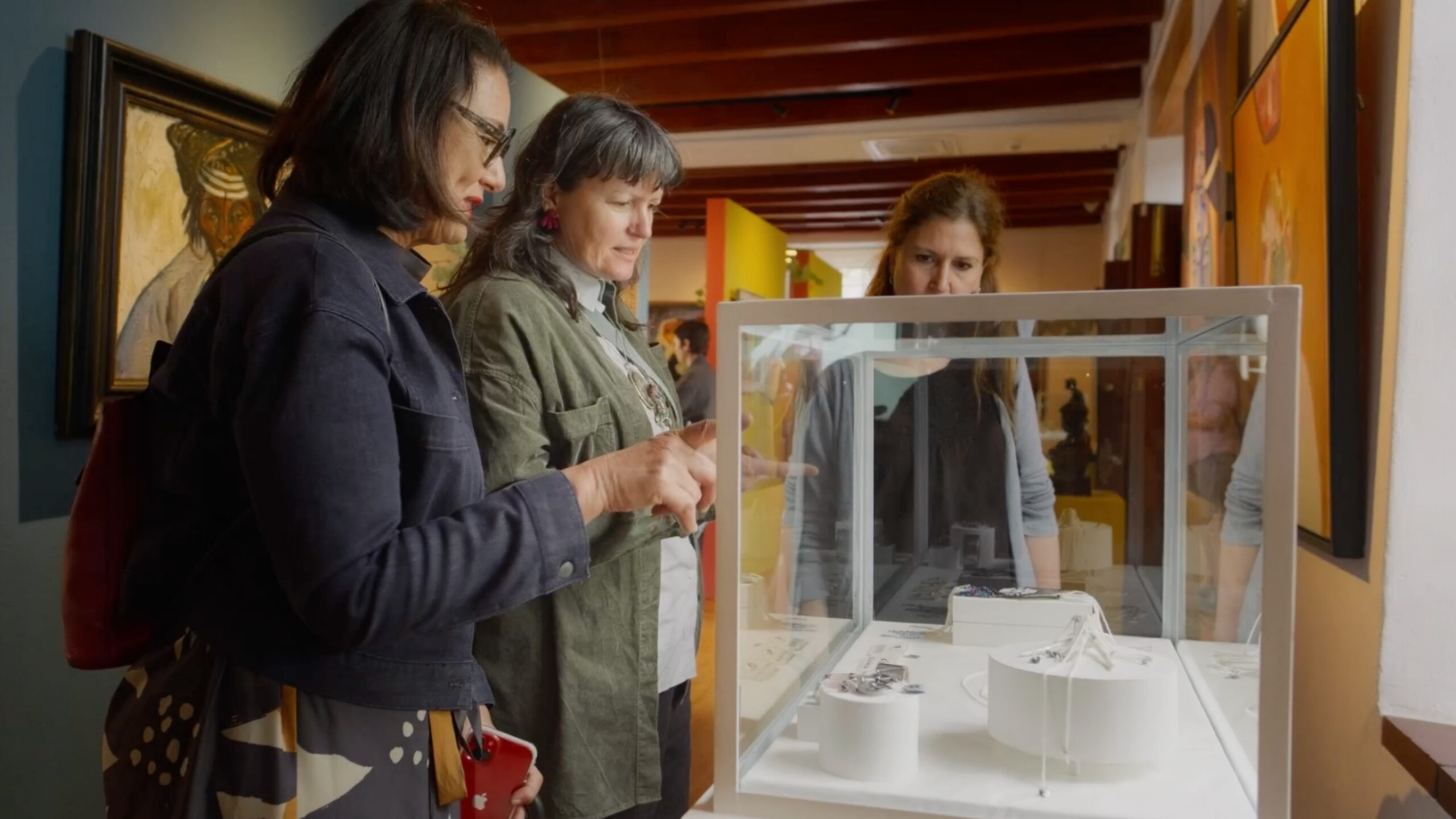 Art Jewellery in Conversation with Still Life