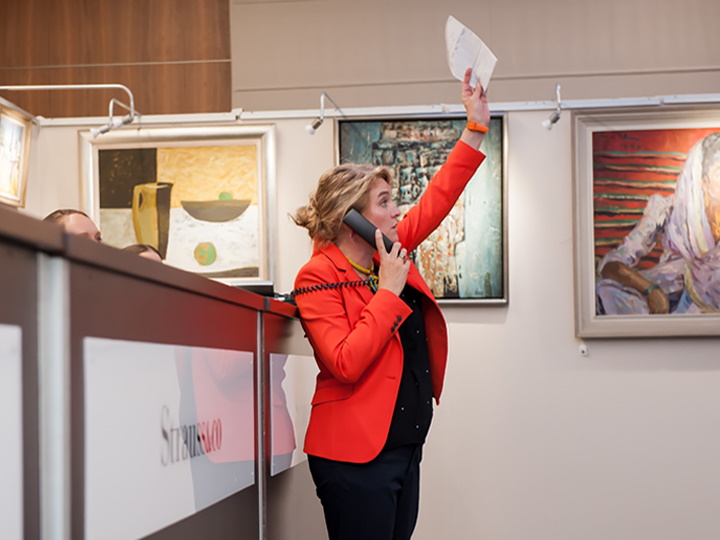 Buy on Online Auction Strauss & Co